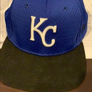 KC ROYALS Flat Brimmed Hat